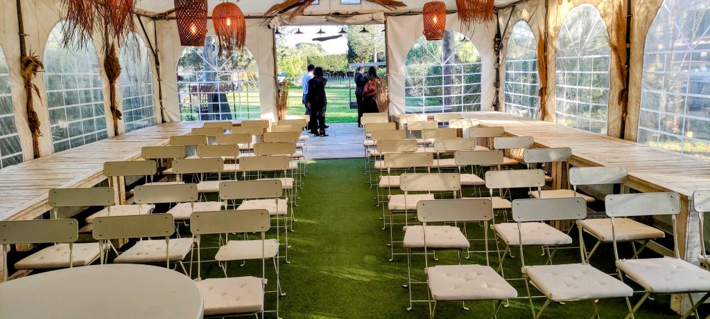 Disposition réunion ou cérémonie laïque